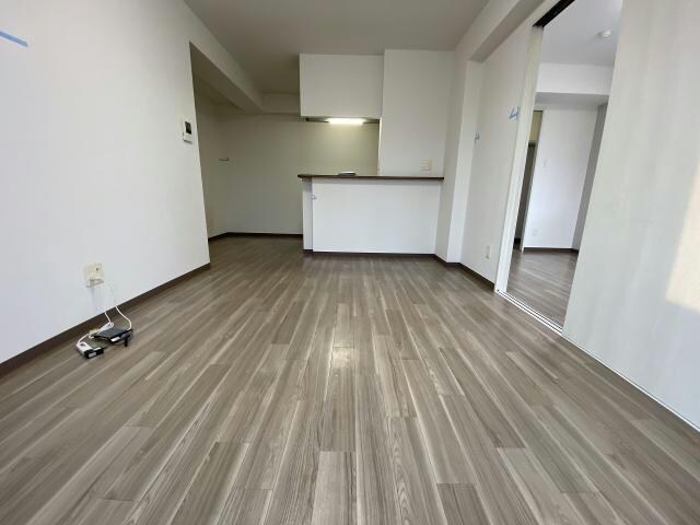 ソル・サリエンテの物件内観写真