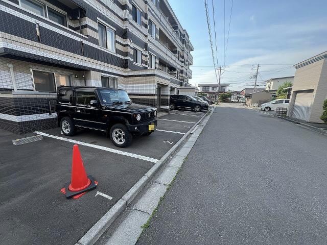 パレ・ドゥ・ヴォーグⅡの物件外観写真