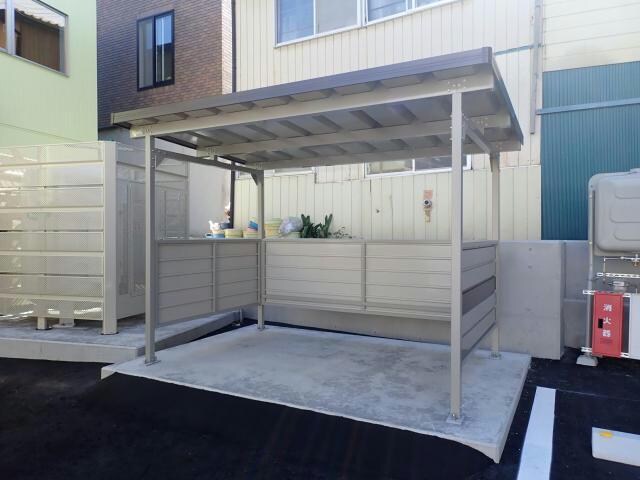 プルミエール深堀の物件外観写真