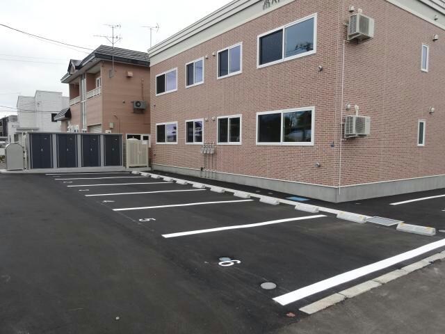 ペアレンツホームの物件外観写真