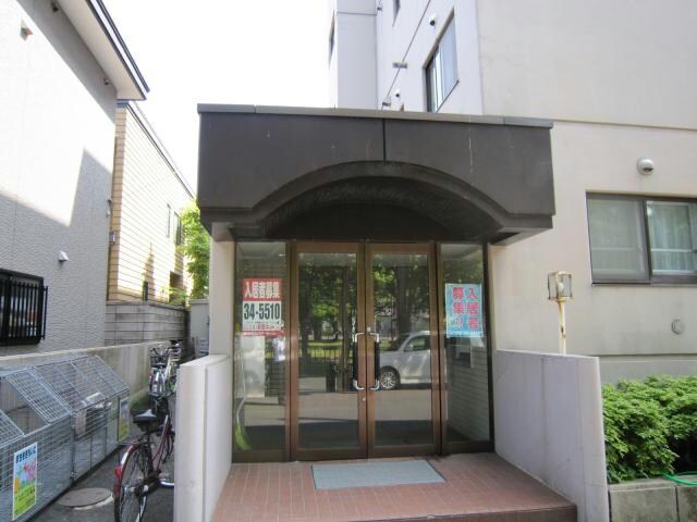 グロリアハイツ的場の物件外観写真