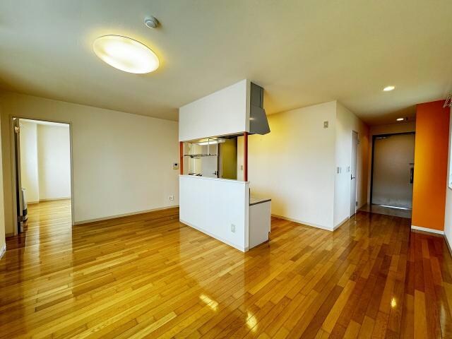 YUNO CROSS PLACEの物件内観写真