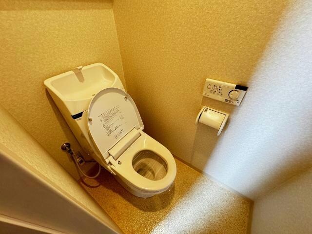 YUNO CROSS PLACEの物件内観写真