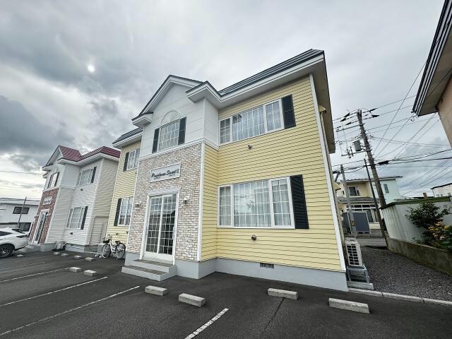 レジデンススウィートⅡの物件外観写真