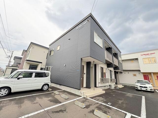 ブランコートの物件外観写真