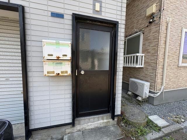 新川町17番2戸1の物件外観写真