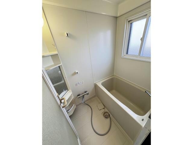 新川町17番2戸1の物件内観写真