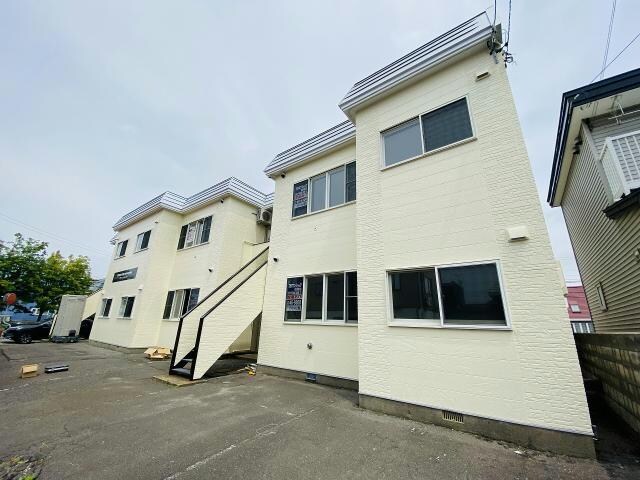 グランドハイム七重浜の物件外観写真