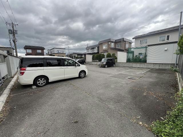 カスティーユ美原の物件外観写真