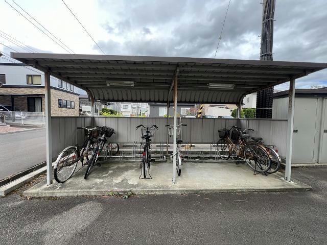 カスティーユ美原の物件外観写真