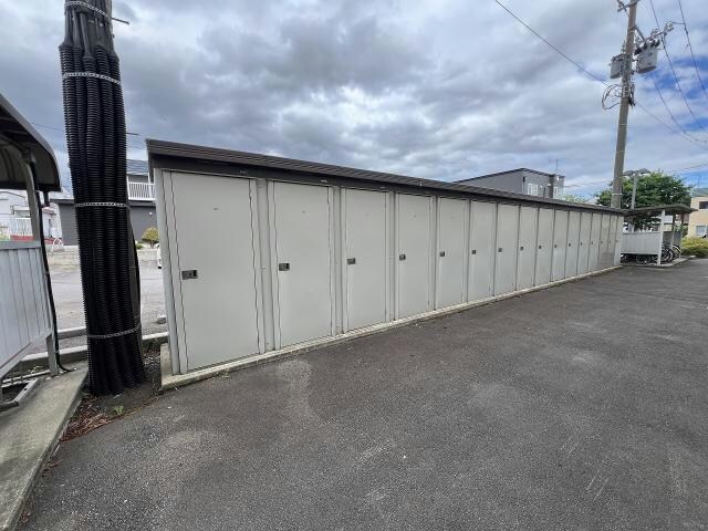 カスティーユ美原の物件外観写真