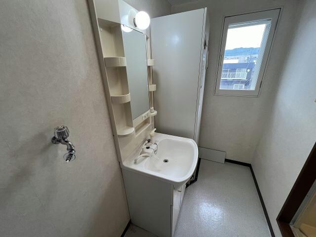 カスティーユ美原の物件内観写真