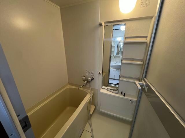 カスティーユ美原の物件内観写真