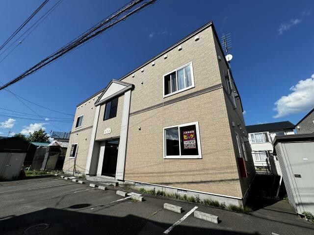 ハイツおうみの物件外観写真