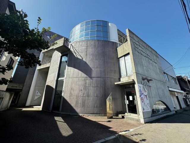 マンションPASSOの物件外観写真