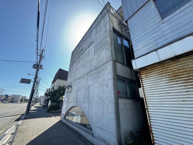 マンションPASSOの物件外観写真