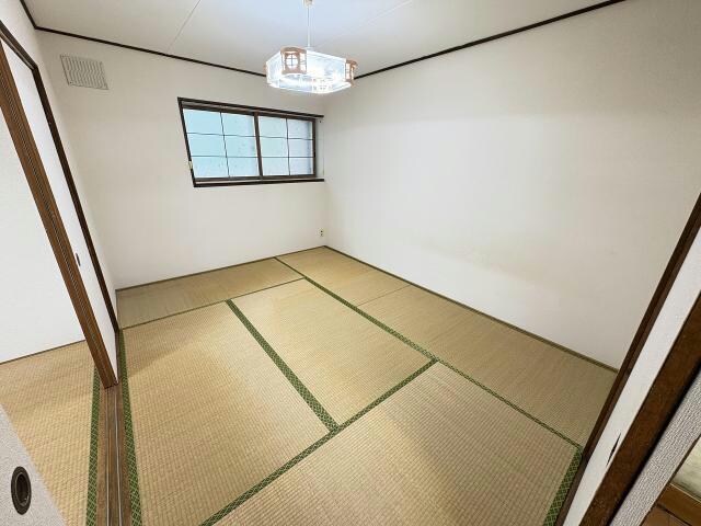 富岡町2丁目23番貸家の物件内観写真