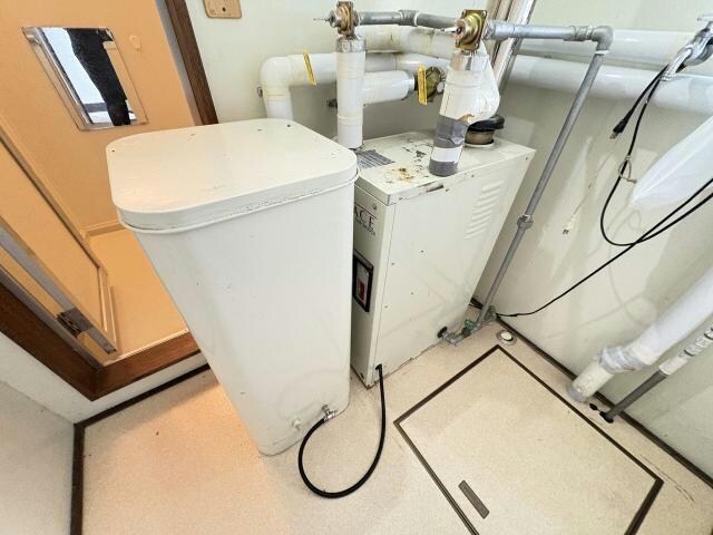 富岡町2丁目23番貸家の物件内観写真