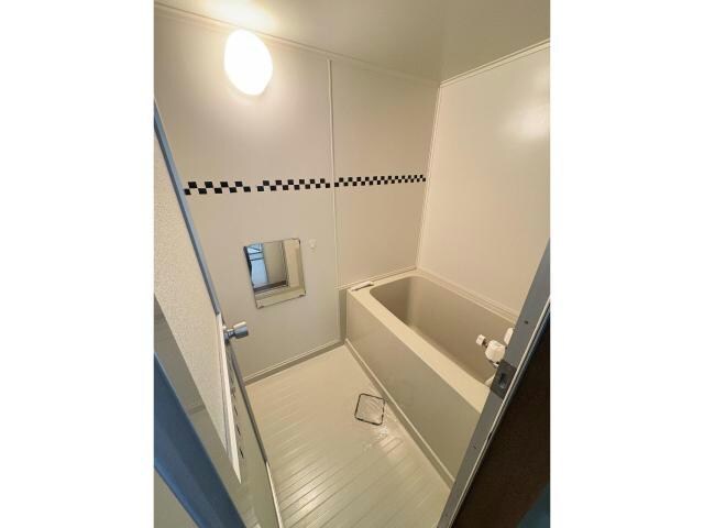 富岡町2丁目23番貸家の物件内観写真