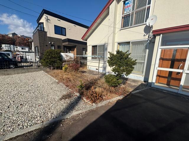 滝沢町4番貸家の物件外観写真