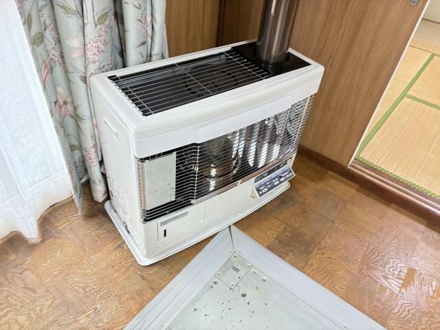 滝沢町4番貸家の物件内観写真