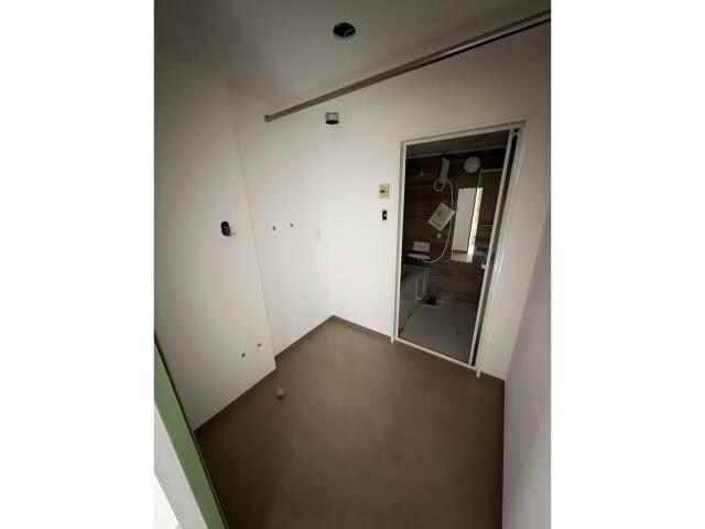 仮 柏木町 30番　新築マンションの物件内観写真