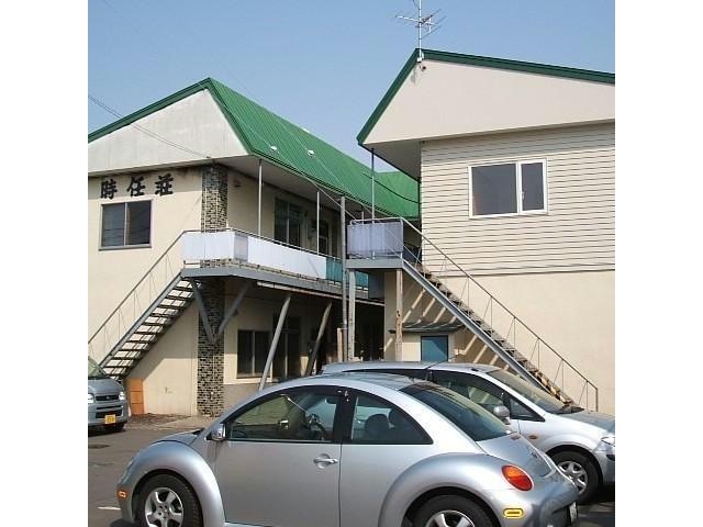 時任荘の物件外観写真