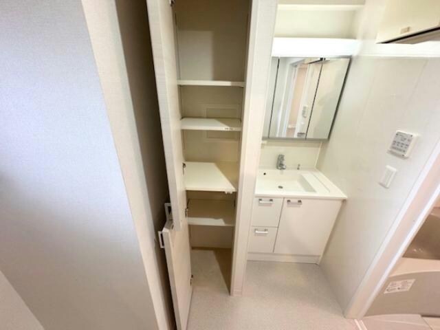 安里駅 徒歩4分 5階の物件内観写真