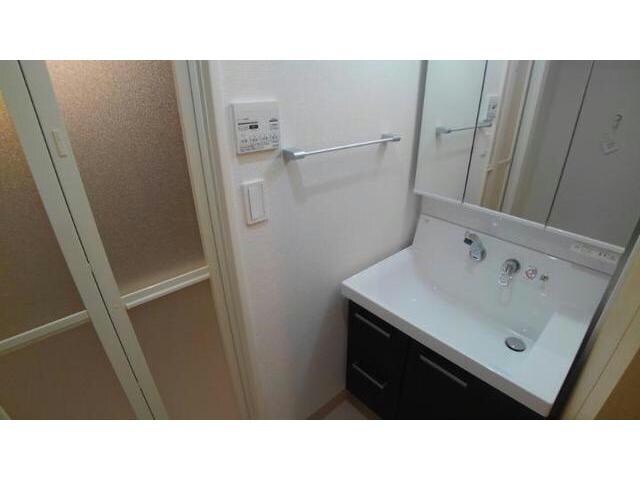 アンドーバーテラス識名の物件内観写真