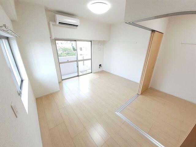 アンドーバーテラス識名の物件内観写真