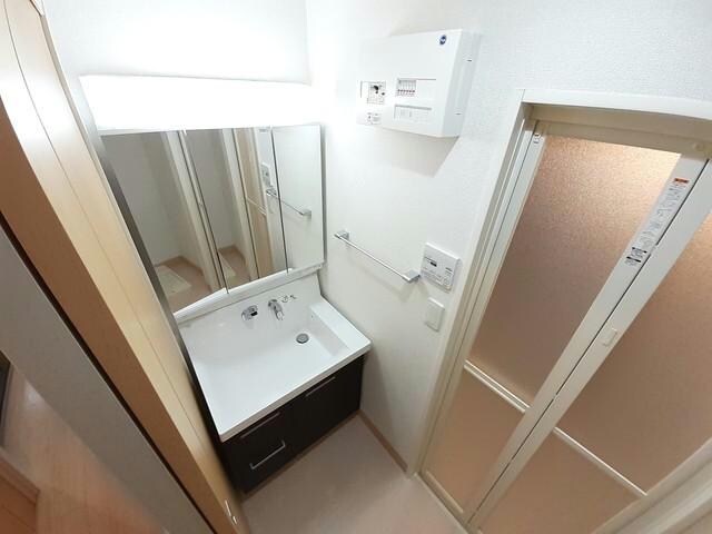 アンドーバーテラス識名の物件内観写真