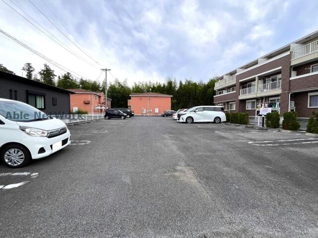 レジデンス　ブロッコリー　D・E棟の物件外観写真