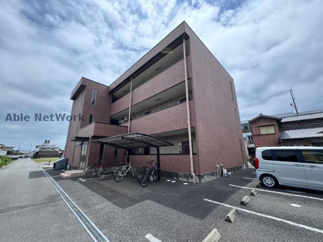 ヴェル　ソレイユの物件外観写真