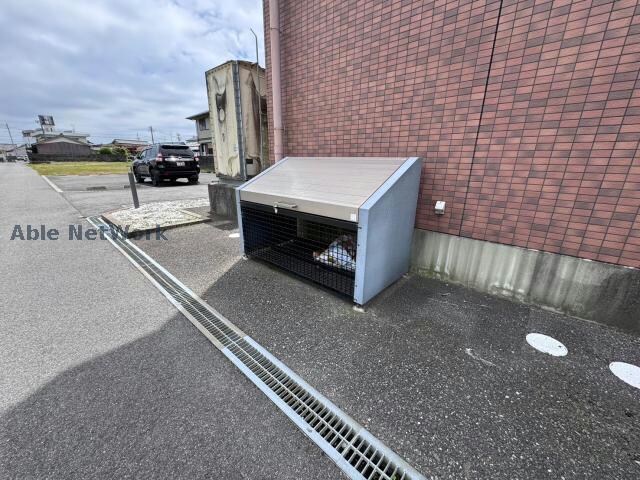 ヴェル　ソレイユの物件外観写真