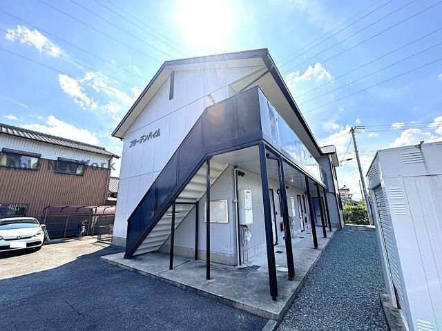 フリーデンハイムの物件外観写真