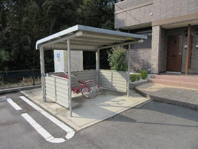 フォレスタ　ロヴィーネ　３の物件外観写真