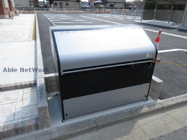 ユートピア・ナミ　ドゥの物件外観写真