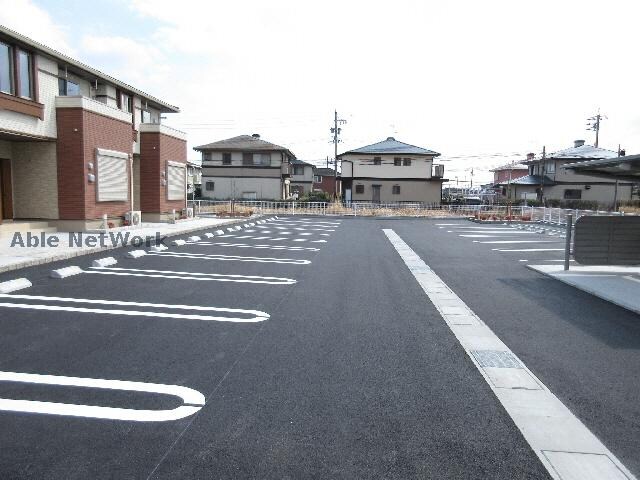 ユートピア・ナミ　ドゥの物件外観写真