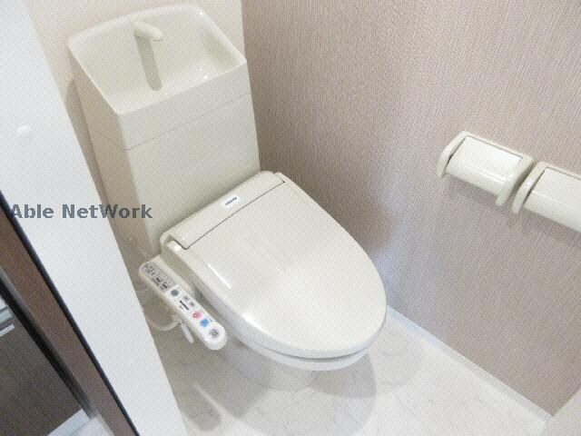 ユニヴァリィ Ｆの物件内観写真