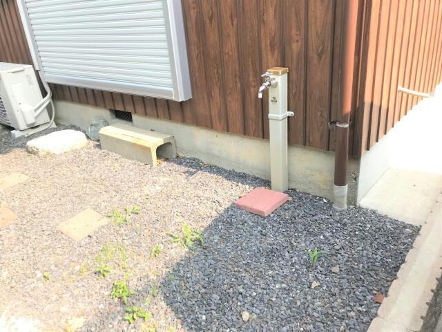 秋桜テラスの物件外観写真