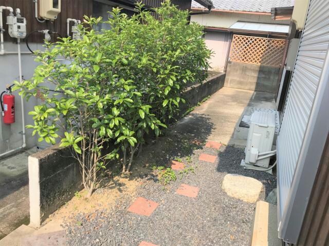 秋桜テラスの物件外観写真