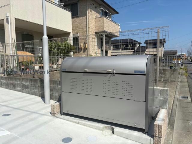 アーバンヒルズ津の物件外観写真