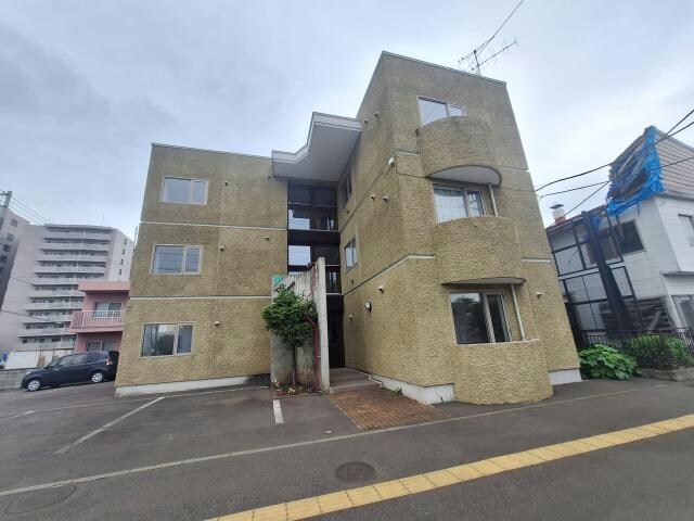 ド・フールネス７１６の物件外観写真