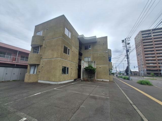 ド・フールネス７１６の物件外観写真