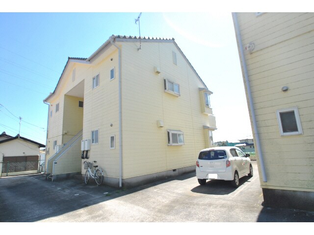 宮本ハイツＡ棟の物件外観写真