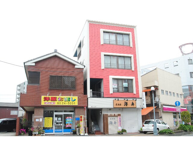 松川ビルの物件外観写真