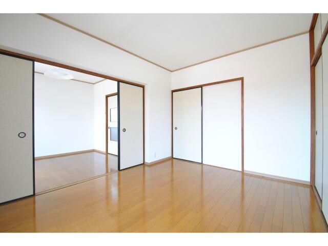 根本ハイツの物件内観写真