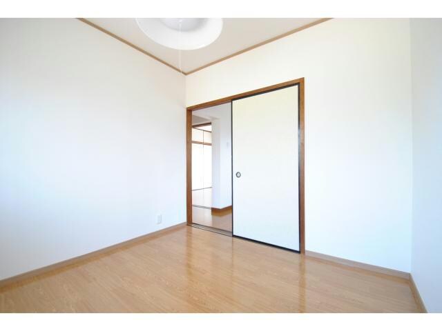 根本ハイツの物件内観写真