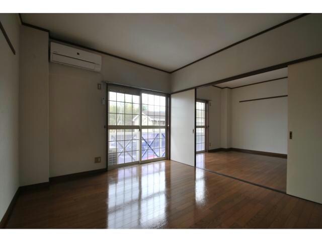 テクノハイム本宿　桃の棟の物件内観写真