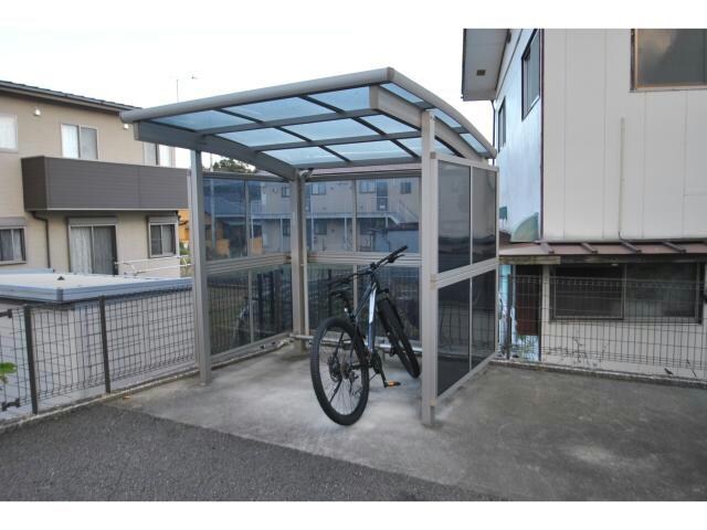 レ・ドゥーシャＢの物件外観写真